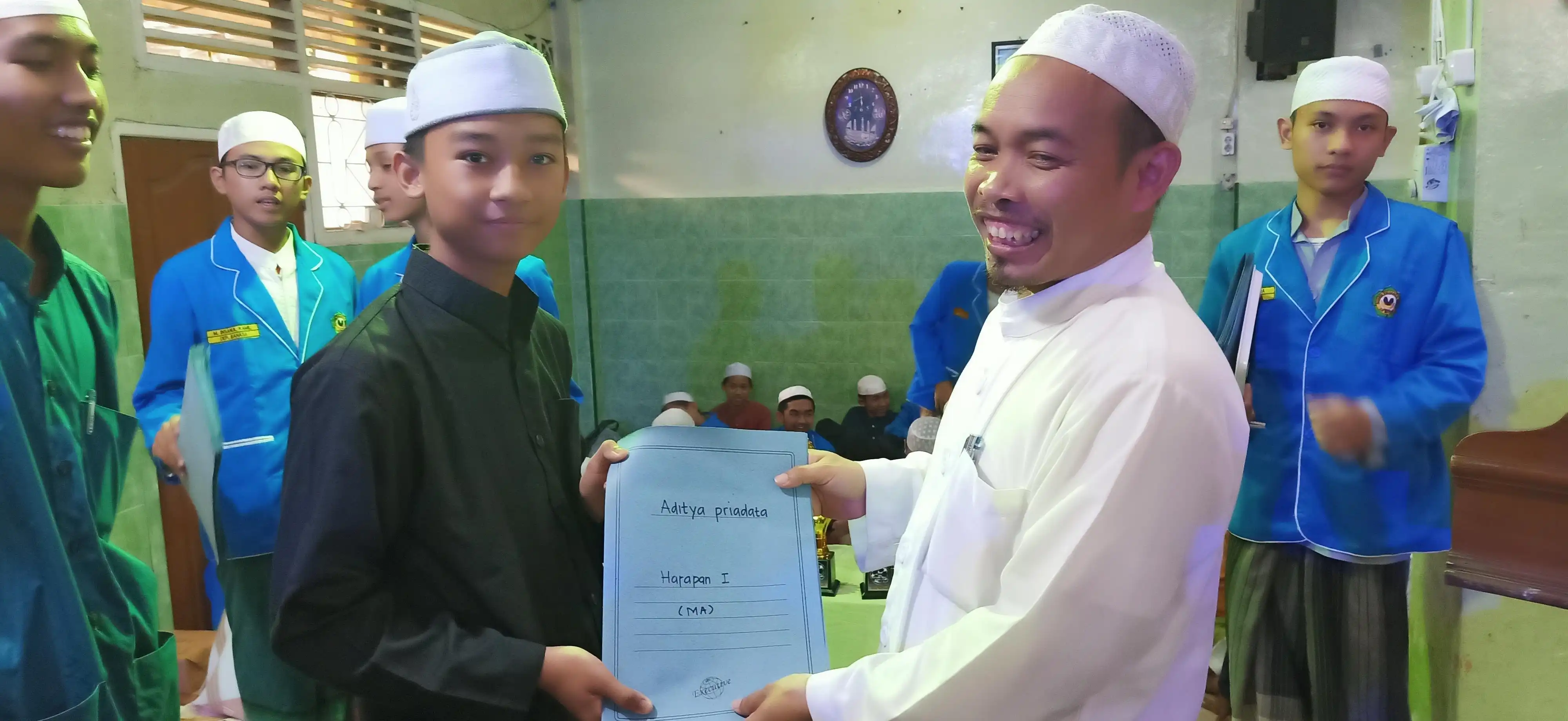 Pembagian Hadiah 113